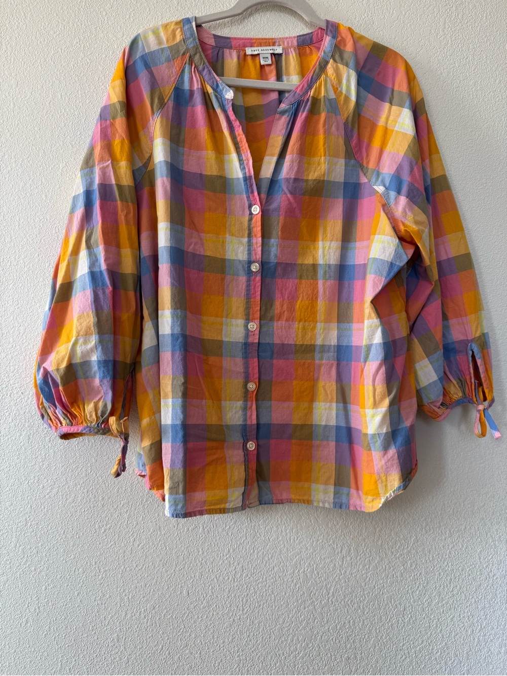 Free Assembly Womens XXXL 3X Plaid Blouse Pink Orange Button Up Tie Sleeve
